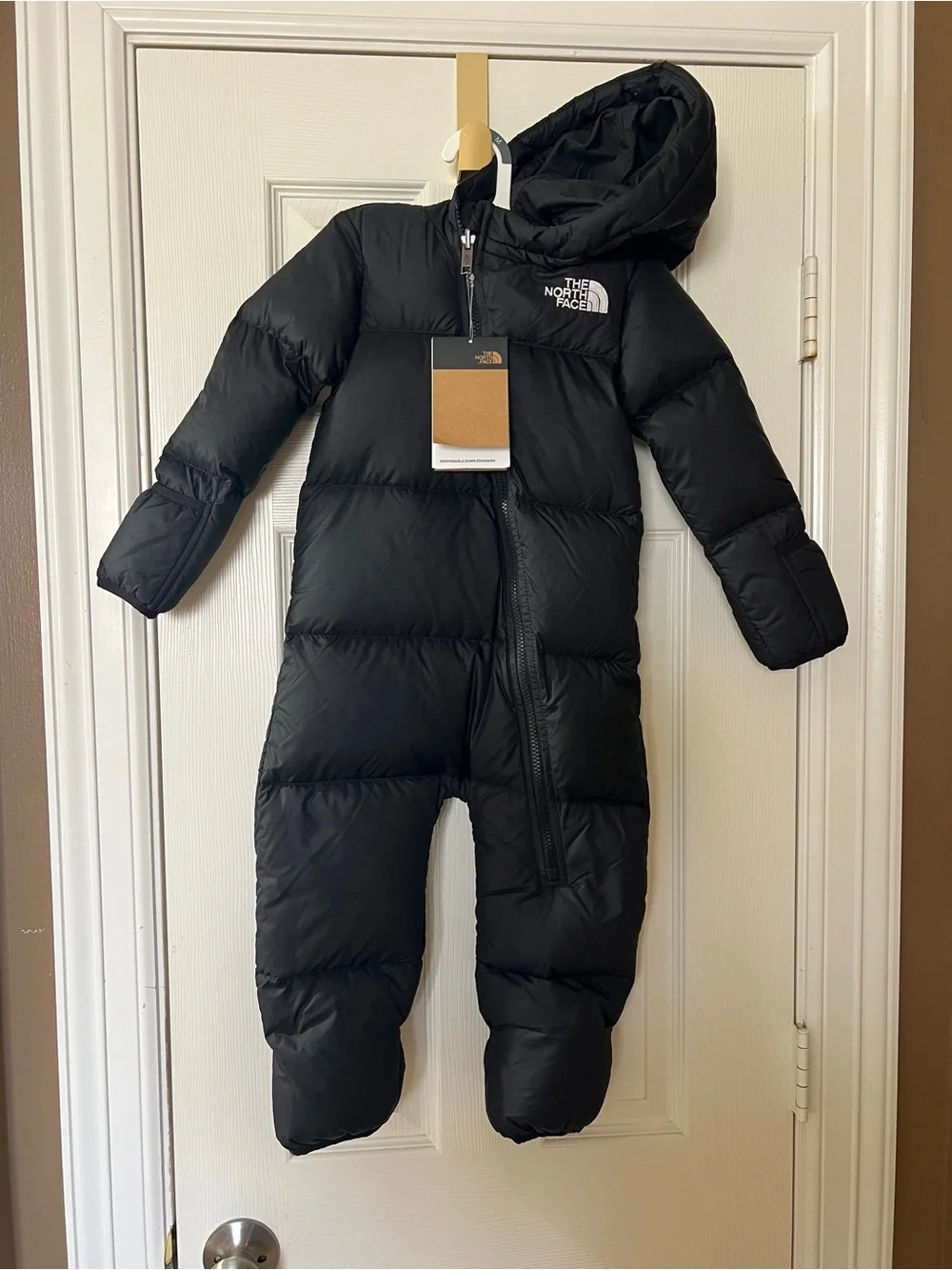 NWT The North Face Baby Nuptse 700 Down Bunting Snowsuit 18-24M one piece black